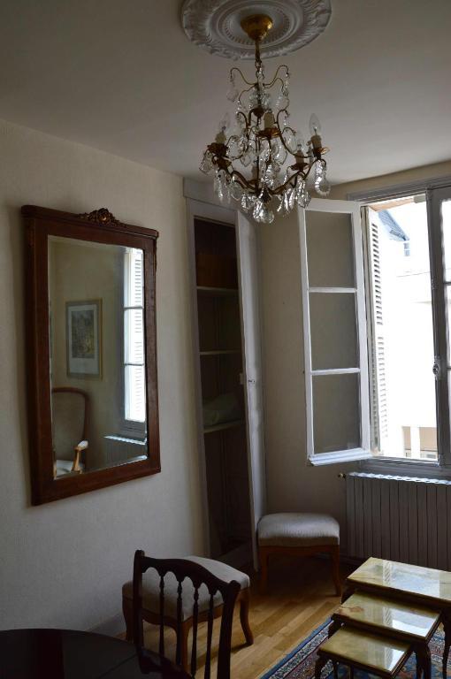 La Touraine Romantique Apartment Tours Room photo