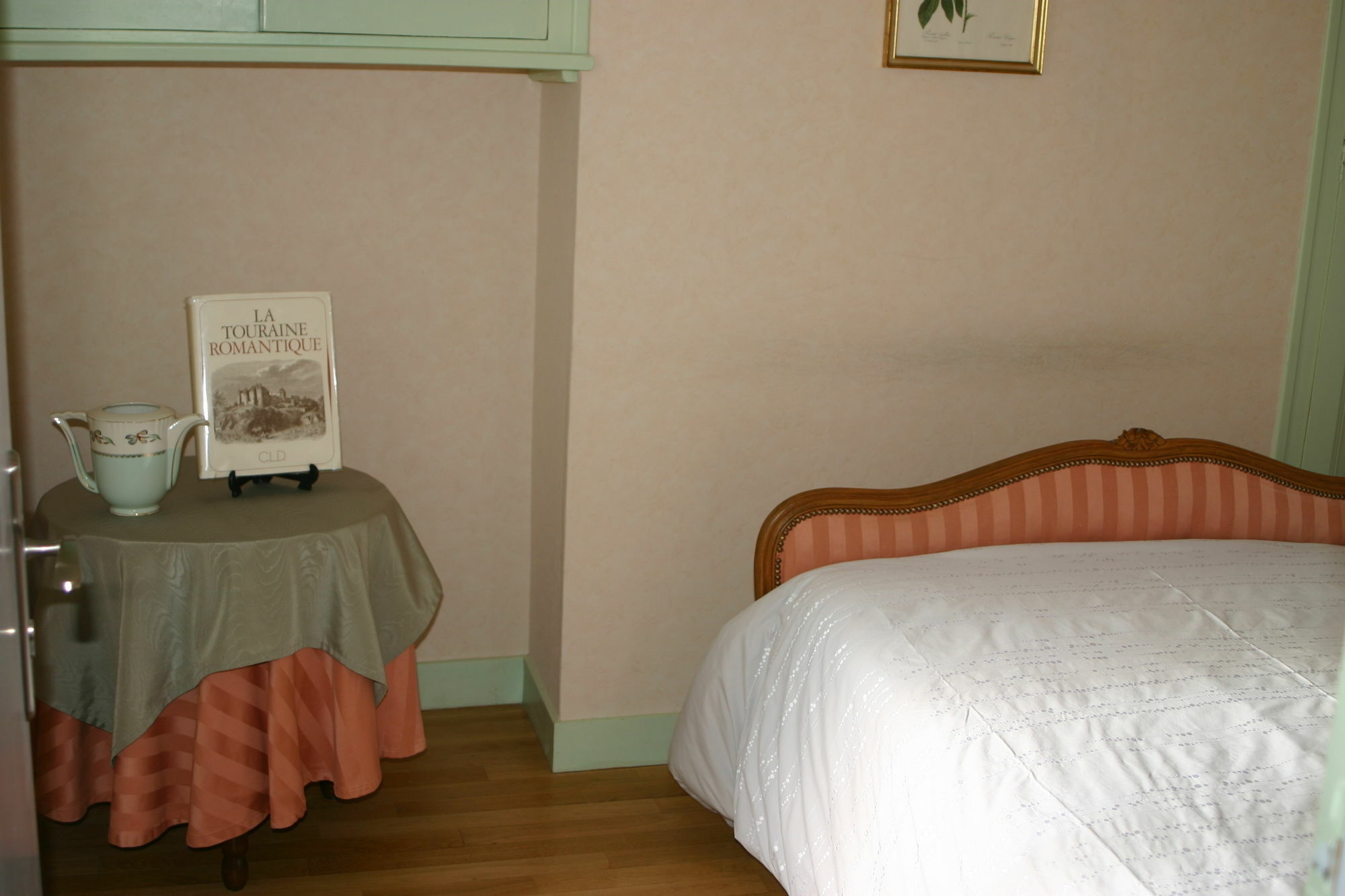 La Touraine Romantique Tours Exterior photo